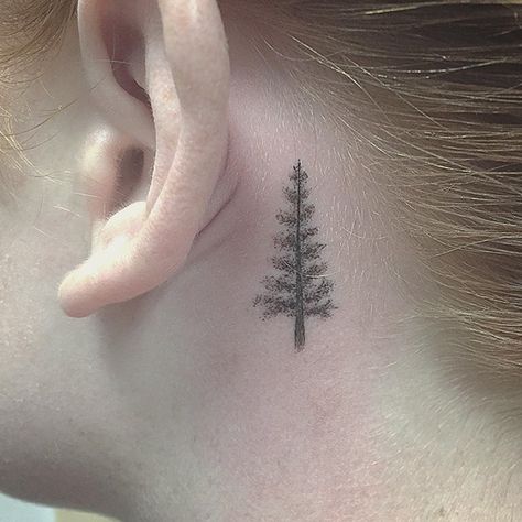 79 Minimalist Tattoo Ideas That Will Inspire You To Get Inked Tiny Tree Tattoo, Minimalist Tattoo Meaning, Typography Tattoo, Tattoo Trend, Tree Tattoo Designs, Delicate Tattoo, Tree Of Life Tattoo, Tattoo Equipment, Minimalist Tattoos