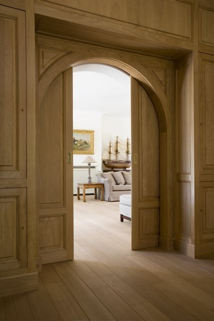 arched pocket doors - just beautiful Belgian Pearls, Arch Doorway, Sliding Door Design, Interior Design Per La Casa, Arched Doors, Wooden Floors, Sliding Doors Interior, Design Del Prodotto, French Door