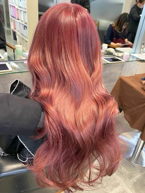 Strawberry Dyed Hair, School Friendly Hair Color, Salmon Color Hair, Dark Coral Hair, Strawberry Teddy Hair Color, Pink Brown Hair Color, Red Pink Hair Color, Peach Brown Hair, Coral Red Hair