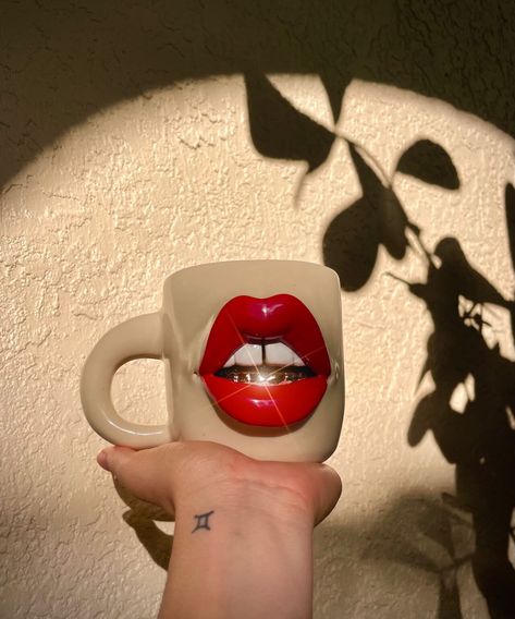 Female Alchemy, Clay Mug, Ceramic Vessels, Plump Lips, Sculpture Art Clay, Colossal Art, Visual Culture, Clay Mugs, Ceramics Pottery Art