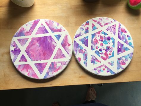 Shabbat Crafts Preschool, Hanukkah Art Preschool, Jewish Holiday Crafts, Jewish Crafts For Kids, Star Of David Craft, Jewish Preschool Crafts, Torah Crafts Preschool, Chanukah Crafts For Kids, Jewish Preschool Activities