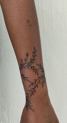 Zwilling Tattoo, Around Arm Tattoo, 16 Tattoo, Band Tattoos, Tattoo Me, Forarm Tattoos, Forearm Tattoo Design, Flower Tattoo Arm, Vine Tattoos