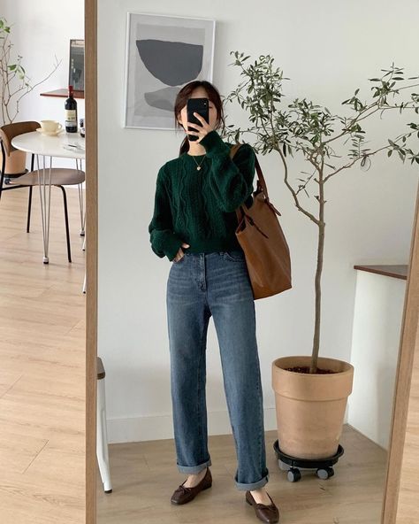 Korean Business Casual, Korean Fashion Girls, Fall Outfit Trends, Chic Fall Outfit, Street Style Outfits Casual, Trendy Outfit Ideas, Fall Trends Outfits, Classic Style Outfits, Casual College Outfits