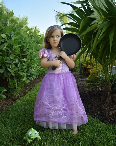 Tangled Photo Shoot, Disney Princess Photoshoot, Rapunzel Photoshoot, 3rd Birthday Pictures, Disney Photoshoot, Princess Photoshoot, Princess Shot, Princess Photo Shoot, Rapunzel Birthday