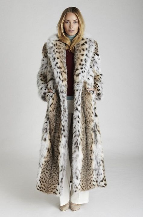 Fabulous Furs, Fur Coats Women, Black Tie Event, Fur Fashion, Lynx, Coat Fashion, Fur Jacket, Paloma, Ponchos