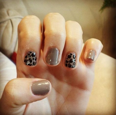 leopard on taupe Nails, Beauty