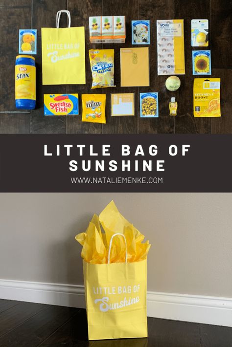 Secret Teacher Gift Ideas, Welcome Gifts For Residents, Gift Bag For Teachers, School Office Staff Gift Ideas, Secretary Appreciation Ideas, Spring Gifts For Coworkers, Sunshine Gifts For Teachers, Sunshine Bags Ideas, Sunshine Basket Ideas