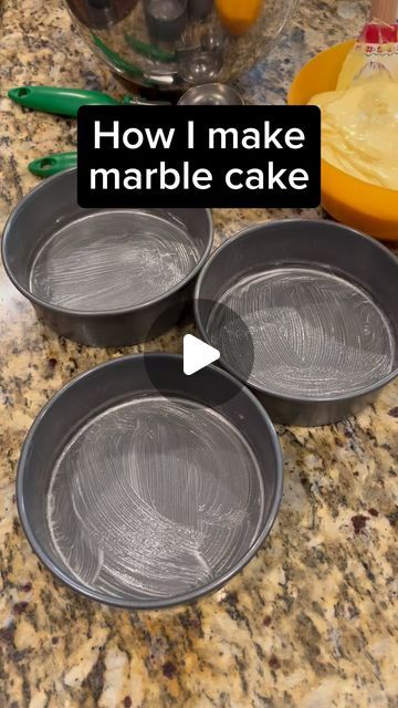 Ramona Elena Chronis on Instagram: "A quick tutorial on how to make marble cake. 
.
.
.
.
.
#bake #baking #cake #bakery #baker #homemade #dessert #cakes #bakersofinstagram #cakedecorating #cakesofinstagram #cakestagram #birthdaycake #homebaker #instagood #instacake #cakedesign #birthday #baked #bakinglove #instagram #cakeart #buttercream #homebaking #instabake #cakelover #bakersgonnabake #sweettooth #bakedgoods #marblecake" How To Marble Cake, Diy Marble Cake, Marble Cake Decoration, Marble Cake Design, Marble Birthday Cake, Cakedesign Birthday, Marbled Cake, 25th Bday, Dessert Cakes