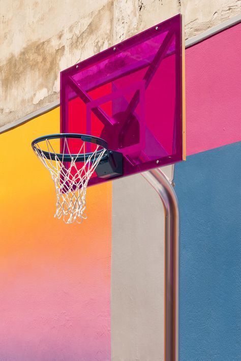 Pigalle Duperré,© Sebastien Michelini Pigalle Basketball, Outdoor Basketball Court, Basketball Memes, Ball Aesthetic, Basketball Skills, Basketball Photography, Basketball Quotes, Basketball Wallpaper, Basketball Drills