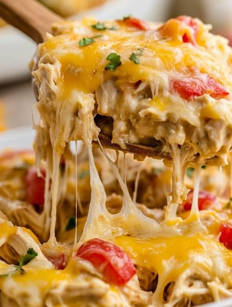 Creamy Mushroom Pasta Sauce, Fajita Casserole, Fajita Seasoning Mix, Chicken Fajita Casserole, Sauteed Peppers, Creamy Mushroom Pasta, Low Carb Easy, Easy Recipes For Beginners, Chicken Fajita