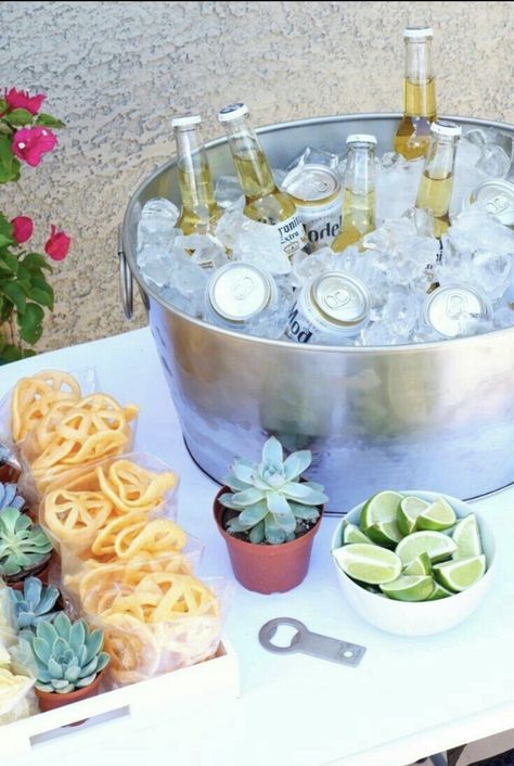 Michelada Bar, Tequila Party, Mexican Theme Party Decorations, Mexican Bridal Showers, Margarita Party, Mexico Party, Mexican Birthday Parties, Mexican Night, Mexican Party Decorations