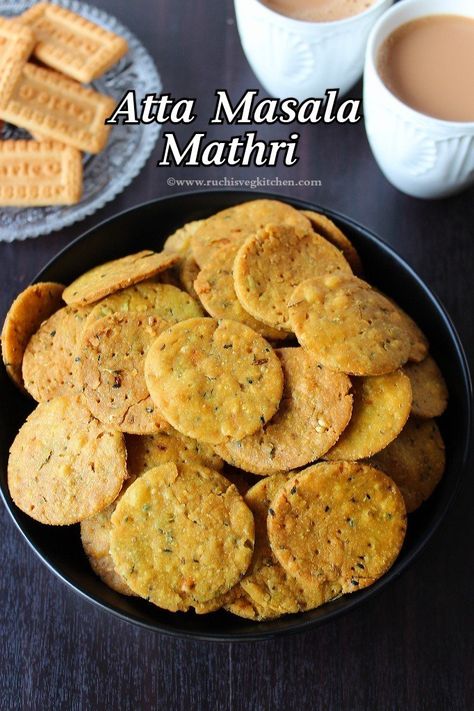 Indian Snacks Recipes Easy, Mathri Recipe, Gujarati Snacks, Festive Recipes, Masala Tea, Diwali Sweets, Eggless Recipes, Gujarati Food, Cd Crafts