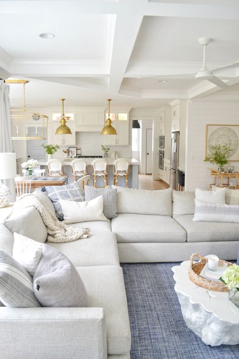 Charleston Style Kitchen, House Decorating Ideas Bedroom, Crate And Barrel Sectional, Beachy Farmhouse, Coastal Colours, Florida Decor, Coastal Casual, Canal House, Cape House