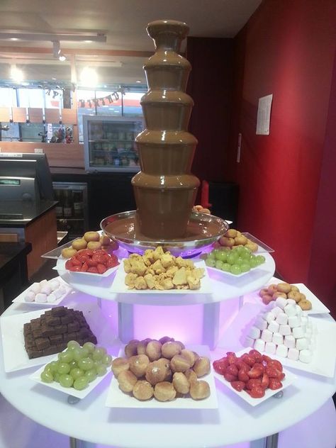 Chocolate fountain set up - by Deeply Dippy chocolate fountain hire (business page can be found on facebook) Chocolate Fountain Bar, Chocolate Fountain Recipes, Quinceañera Ideas, Chocolate Fountain, Giant Chocolate, Fruit And Vegetable Carving, Adventure Seeker, Fruit Bar, Fruit Arrangements