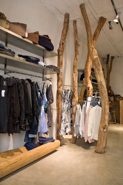 clothing designer shop, Tel Aviv-Yafo, 2010 - amira low Clothing Store Decor, Clothes Shop Design, Clothing Boutique Interior, Tree Interior, Clothing Store Interior, Interior Design Dubai, Retail Boutique, غرفة ملابس, Retail Store Design