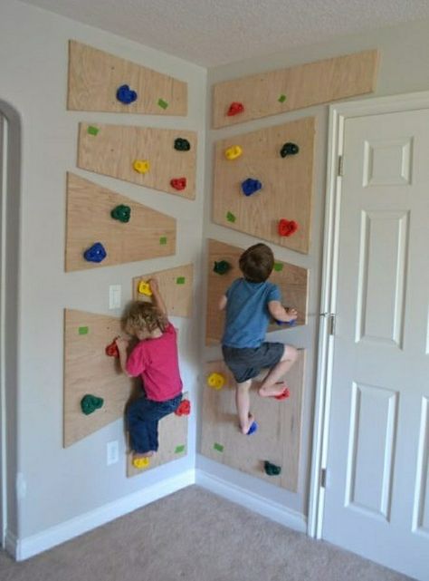 Diy Climbing Wall, Indoor Climbing Wall, Koti Diy, Kids Climbing, Diy Wand, Rock Climbing Wall, Indoor Climbing, Climbing Wall, Kids Corner