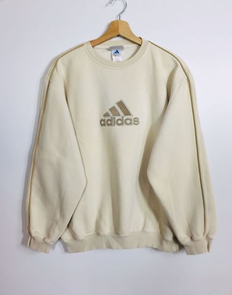 Sweat Adidas Vintage, Sweat Adidas, Clothes Kawaii, Vintage Adidas Sweatshirt, White Overalls, Overalls Fashion, Athleisure Men, Adidas Sweater, Concept Clothing