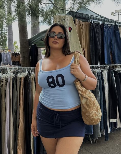 Plus Size Mini Skirt Outfit Casual, Plus Size Outfits Streetwear, Plus Size Aesthetic Outfits, Plus Size Alternative, Alternative Clothing, Curvy Girl Outfits, Cute Everyday Outfits, Curvy Outfits, Mode Vintage