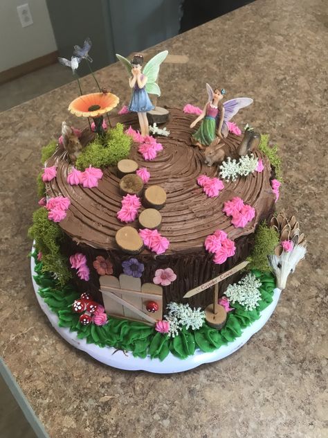 Woodland fairy birthday cake. Fairy Cake Ideas, Woodland Fairy Cake, Fairy Garden Birthday Cake, Fairy Princess Cake, Fairy Birthday Themes, Garden Birthday Cake, Woodland Fairy Birthday, Fairy Garden Cake, Half Sheet Cake