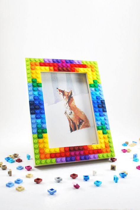 Lego Photo Frame, Lego Picture Frame, Lego Card, Cupcakes Decoration Diy, Diy Photo Frame, Birthday Presents For Girlfriend, Birthday Cupcakes Decoration, Unique Photo Frames, Lego Mosaic