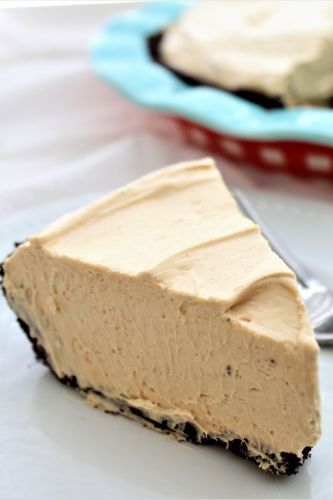 Gluten Free Peanut Butter Pie, Gluten Free Pumpkin Spice, Smooth Peanut Butter, Chocolate Crumbs, Sweet Potato Biscuits, Easy Gluten Free Desserts, Chocolate Peanut Butter Pie, Gluten Free Thanksgiving, Gluten Free Peanut Butter