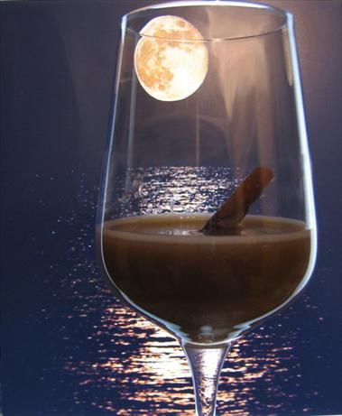 Full Moon Moon Recipes, Cold Espresso, Kahlua Drinks, David Wood, Homemade Liquor, Moon Photo, Full Moon Party, Rum Drinks, Protein Rich Foods