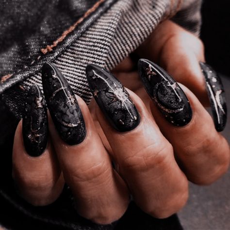 Cosmic Nails, Vampire Nails, Witchy Nails, Punk Nails, Moon Nails, Galaxy Nails, Work Nails, Almond Nails Designs, Dark Nails