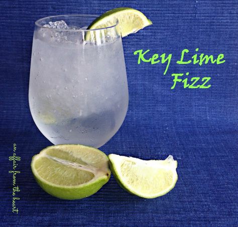 Cocktails Key Lime Recipes, Fizz Drinks, Hey Bartender, Lemon-lime Soda, Lime Recipes, Lemon Lime Soda, Boozy Drinks, Rum Drinks, Cocktail Making