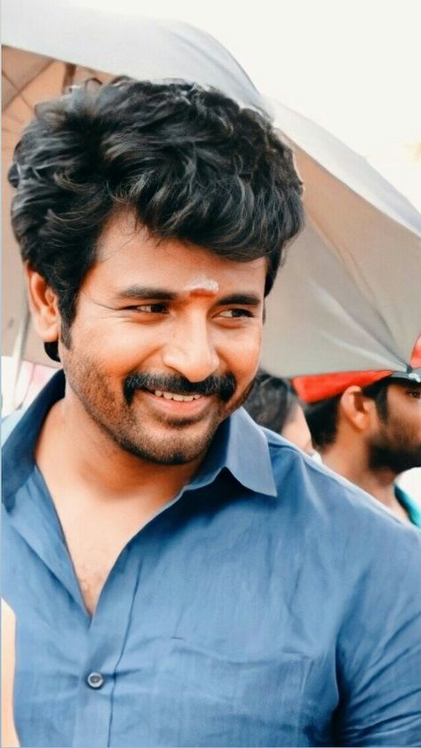 Namma Veetu Pillai, Sivakarthikeyan Wallpapers, Sisters Images, Little Krishna, Actor Photo, Love U, Loving U, Krishna, Actors