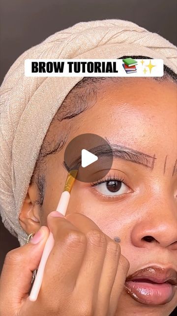 Quick Eye Makeup Tutorial, Brow Shaping Tutorial, Brows Tutorial, Brow Hacks, Black Women Makeup Tutorial, Quick Eye Makeup, Instagram Brows, Eyebrow Hacks, Brow Tutorial