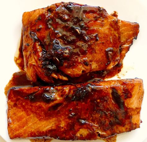 The Red Gingham: Shoyu Sesame Salmon (SSS) Sesame Salmon, Bone Apple Tea, Marinade Sauce, Island Food, Hawaiian Food, A Good Friend, Asian Cooking, Red Gingham, Believe Me