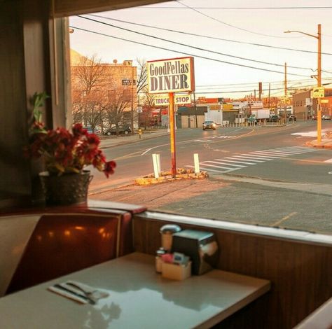 Diner Aesthetic, Western Gothic, Vintage Diner, Bg Design, American Diner, Goodfellas, Vintage Americana, American Dream, Classic American