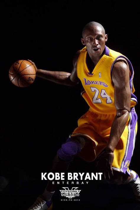 ENTERBAY - Kobe Bryant Nba Kobe Bryant, Kobe Bryant 8, Bryant Lakers, Kobe Bryant Family, Kobe Bryant Nba, Lakers Kobe Bryant, Kobe Bryant Black Mamba, Lakers Kobe, Scale Figures