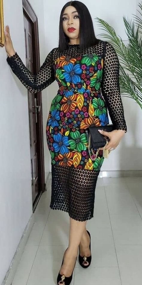 Ankara With Net Styles, Ankara Lace Dress, Dinner Outfits For Women, Beautiful Ankara Styles, Ankara Clothing, Dress Ankara, Ankara Dresses, Dress African, Stylish Work Attire