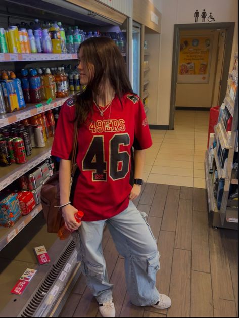 #fashion #streetstyle #nfl #aesthetic 49ers Jersey, 49ers Jersey Outfit Woman, 49ers Aesthetic, 49ers Outfit Women, Stranger Things Dress, 49ers Hoodie, 49ers Outfit, Black Streetwear, Nfl Shirts