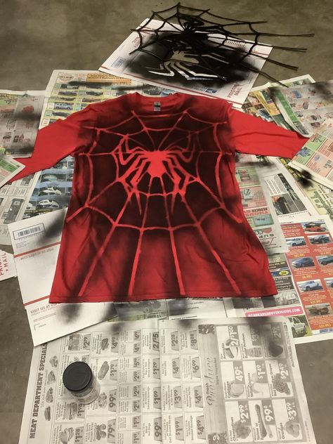 Mode Grunge, Miles Morales Spiderman, Diy Clothes Design, Diy Vetement, Black Spider, Yes I Did, Ropa Diy, Painted Clothes, Miles Morales