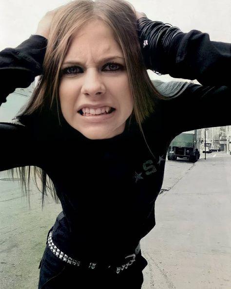 Avril Lavingne, Butcher Babies, Avril Lavigne Photos, Avril Lavigne Style, My Happy Ending, Punk Rock Princess, Punk Princess, Under My Skin, Skater Boy