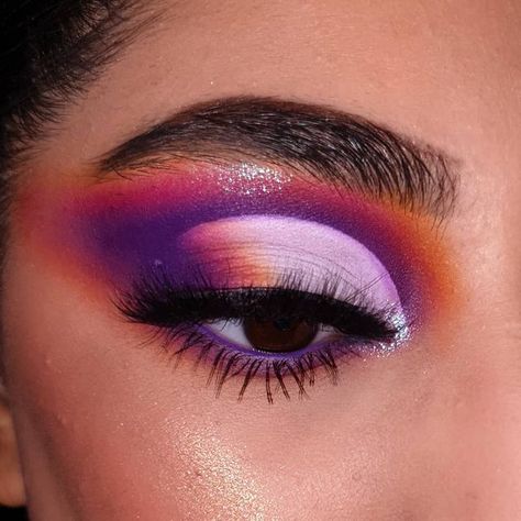 Semi Cut Crease, Cut Crease Eyeshadow, Plouise Makeup Academy, Eye Base, Beauty Bay, James Charles, Cut Crease, Colorful Makeup, Anastasia Beverly Hills