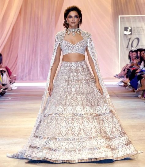 Deepika Padukone Lehenga, Lehenga Yellow, Manish Malhotra Lehenga, Bride Workout, Cape Lehenga, Manish Malhotra, Indian Couture, July 2022, Manish