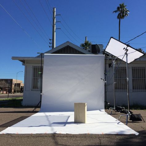 How Creating an Outdoor Studio Can Make You a Better Photographer | Fstoppers Outdoor Photography Studio, Photo Studio Design, Outdoor Studio, Photography Studio Setup, Outdoor Backdrops, Photography Themes, Studio Photography Lighting, Outdoor Lighting Landscape, Lighting Setups