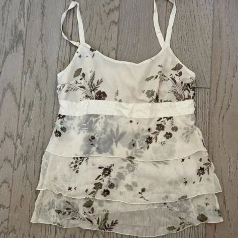 Authentic Abercrombie Fitch Silk Lace Tank New With Tag. Size M. Very Rare. I Purchased This In The Early To Mid 2000s, Y2k Era. It Has Never Been Worn. I Just Found A Lot Of My Old Vintage Abercrombie Items From That Era In My Storage Unit, Check Out My Other Listings If You're Interested In Brand New With Tag Unworn Vintage Abercrombie From The 2000s. They Were Purchased From 2001-2007 Mostly. New With Tag. Old Abercrombie And Fitch, Mid 2000s Fashion, Thrifting Manifestation, Vintage Cami Top, Thrift Outfits, Lace Undershirt, Thrift Manifest, Abercrombie And Fitch Outfit, Vintage Abercrombie And Fitch