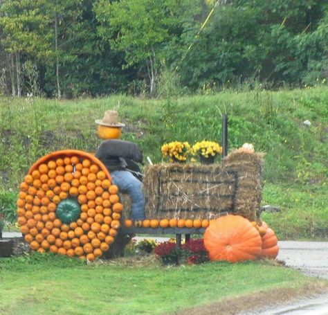 Pumpkin Tractor Tractor Pumpkin Carving, Tractor Pumpkin, Pumpkin Carving Tools, Skeleton Figure, Pumpkin Carvings, Pumpkin Carving Patterns, Pumpkin Carvings Stencils, Pumpkin Carving Templates, Diy Yard