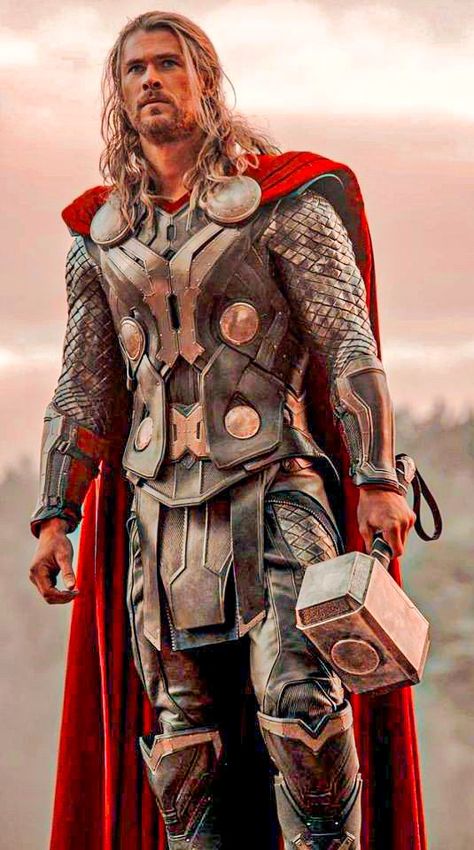 Chris Hemsworth Aesthetic, Thor Outfit, Thor Wallpaper, Thor Art, Chibi Marvel, Thor Comic, Thor Odinson, Thor X Loki, Marvel And Dc