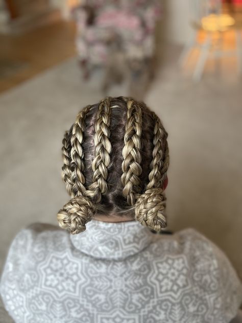 Braids Into Buns, Dutch Braid Bun, Dutch Braids, Braided Bun, Dutch Braid, Buns, Braided Hairstyles, Braids, Hairstyles