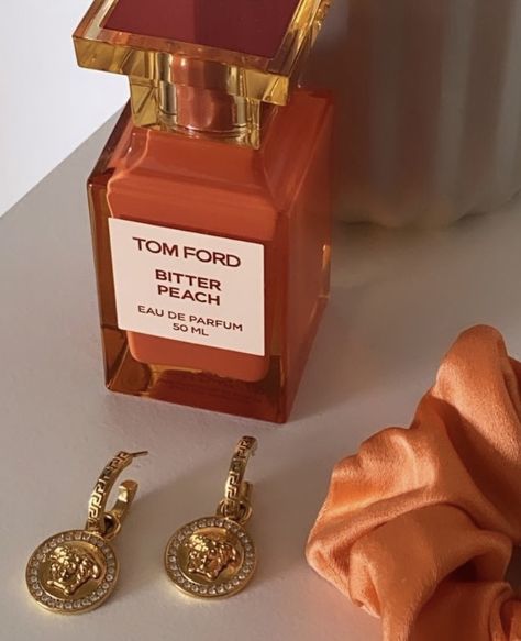 Tom Ford Perfume, Versace Earrings, Fragrances Perfume Woman, Nintendo Switch Accessories, Isnt She Lovely, Perfume Scents, Blue Pearl, Cool Hair Color, Smell Good