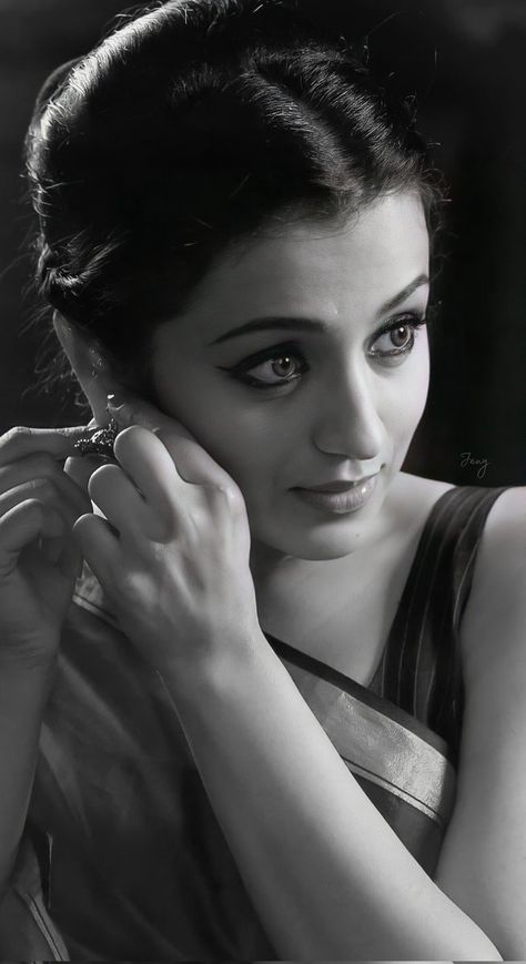 Sivakarthikeyan Doctor Movie Images, Yennai Arindhaal, Trisha Actress, Trisha Photos, Trisha Krishnan, Digital Painting Portrait, Black And White Movie, Movie Actress, Bollywood Photos