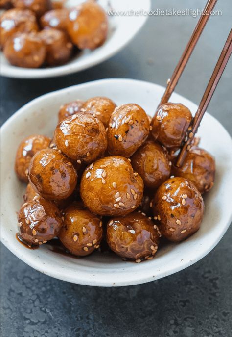 Korean Braised Potatoes (Gamja Jorim) - The Foodie Takes Flight Korean Potato Side Dish, Korean Braised Potatoes, Gamja Jorim, Foods Korean, Braised Potatoes, Korean Potatoes, Baby Potato Recipes, Korean Vegan, Korean Side Dishes