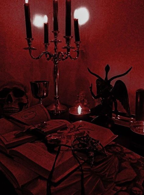 Demon Aesthetic, Devil Aesthetic, Red Aesthetic Grunge, Arte Occulta, Gothic Aesthetic, Witch Aesthetic, Goth Aesthetic, Images Esthétiques, Arte Horror