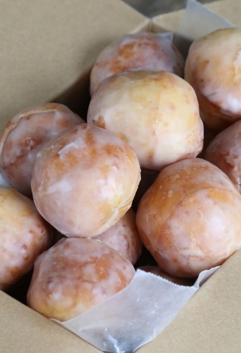 Donut holes that are gluten free! Gluten Free Donut Holes, Gluten Free Donut, Glutenfri Baking, Gluten Free Donuts, Gluten Free Living, Donut Holes, Gluten Free Sweets, Gluten Free Treats, Gluten Free Eating