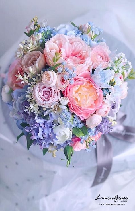 Beautiful Flower Arrangements, Deco Floral, Bouquet Of Flowers, Wedding Color, Flower Bouquet Wedding, Beautiful Bouquet, Beautiful Blooms, Floral Bouquets, Love Flowers